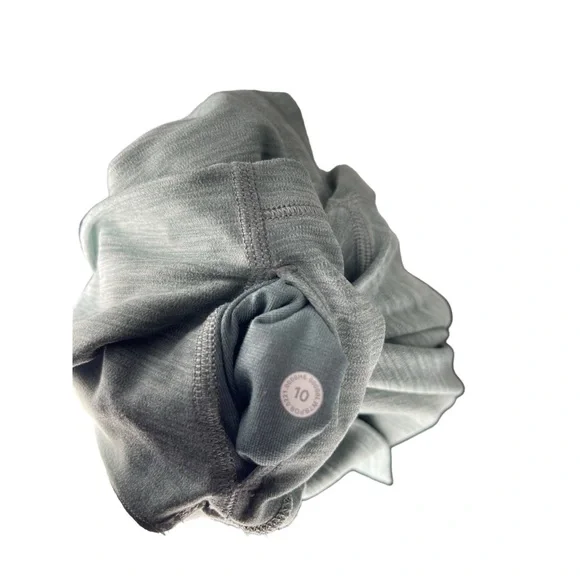 Lululemon Align Short 8" Heathered Tidewater Teal -Size 10 - Picture 6 of 6